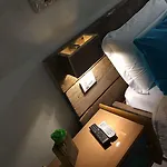 招待所 24h 卢卡