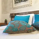 24h Gæstehus Lucca