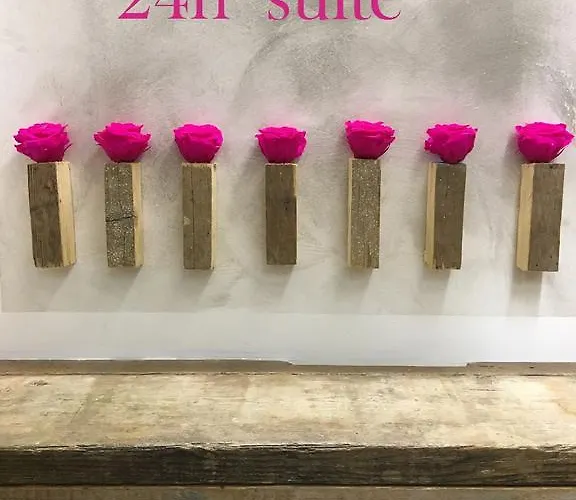 24h ゲストハウス ルッカ