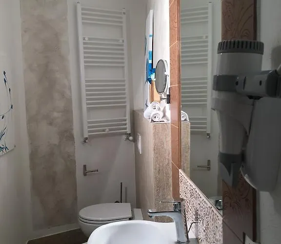 24h ゲストハウス 3*